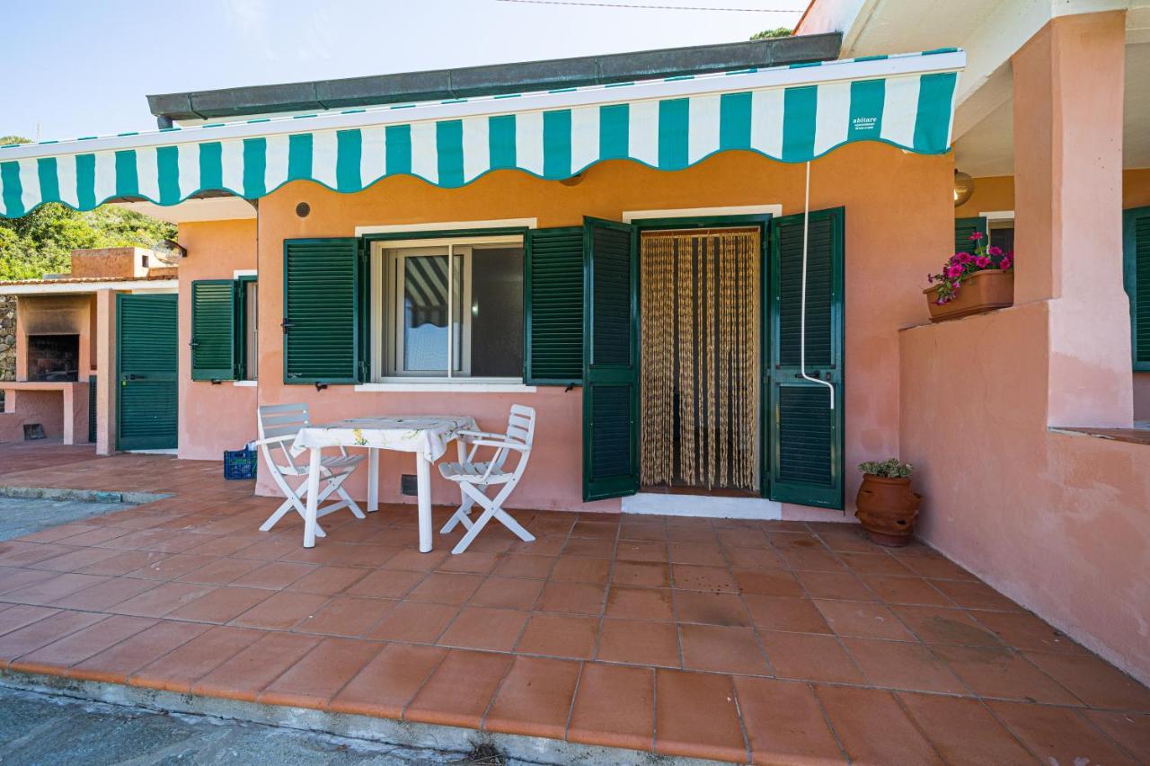 Appartamenti Vista Mare - Goelba 카폴리베리 외부 사진